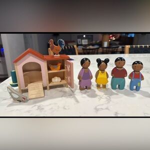 Tender Leaf Toys Wooden Family Playset with Chicken Coop